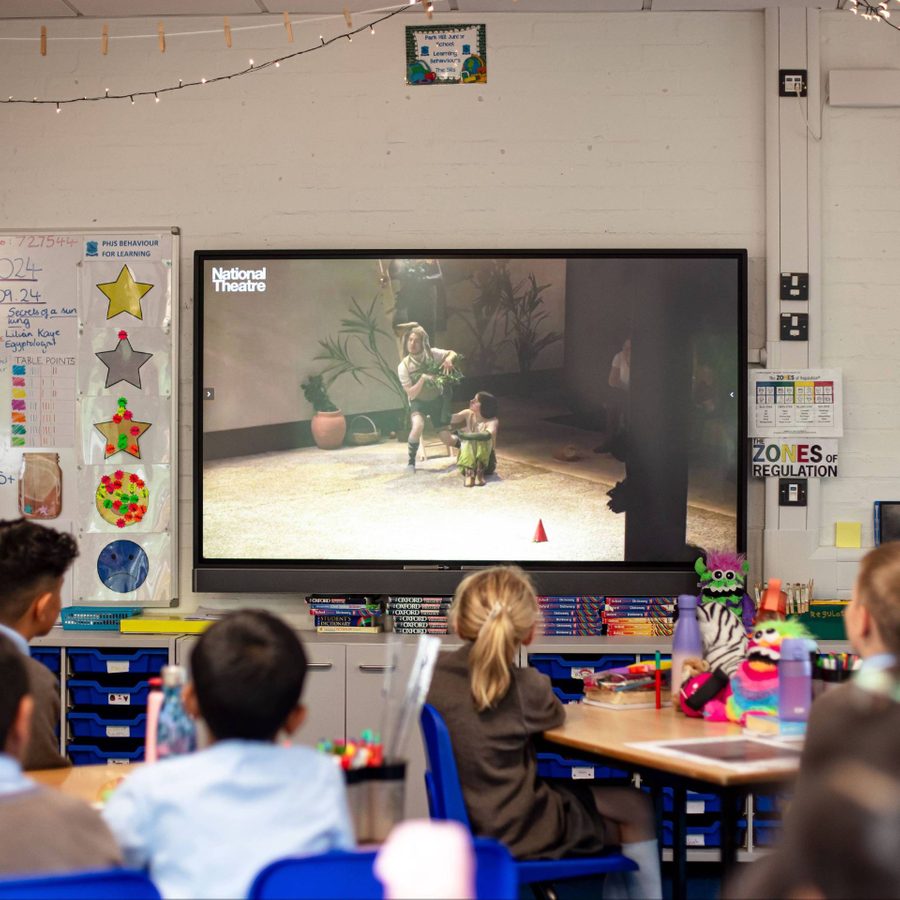 National-Theatre-Collection-classroom-screening-2000x1000