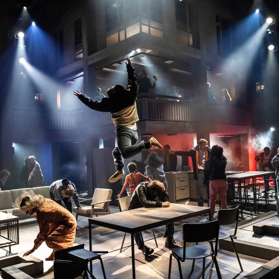 Standing-at-the-Skys-Edge-the-Company-1-Photo-Johan-Persson-2000x1125 The Company of Standing at the Sky’s Edge.